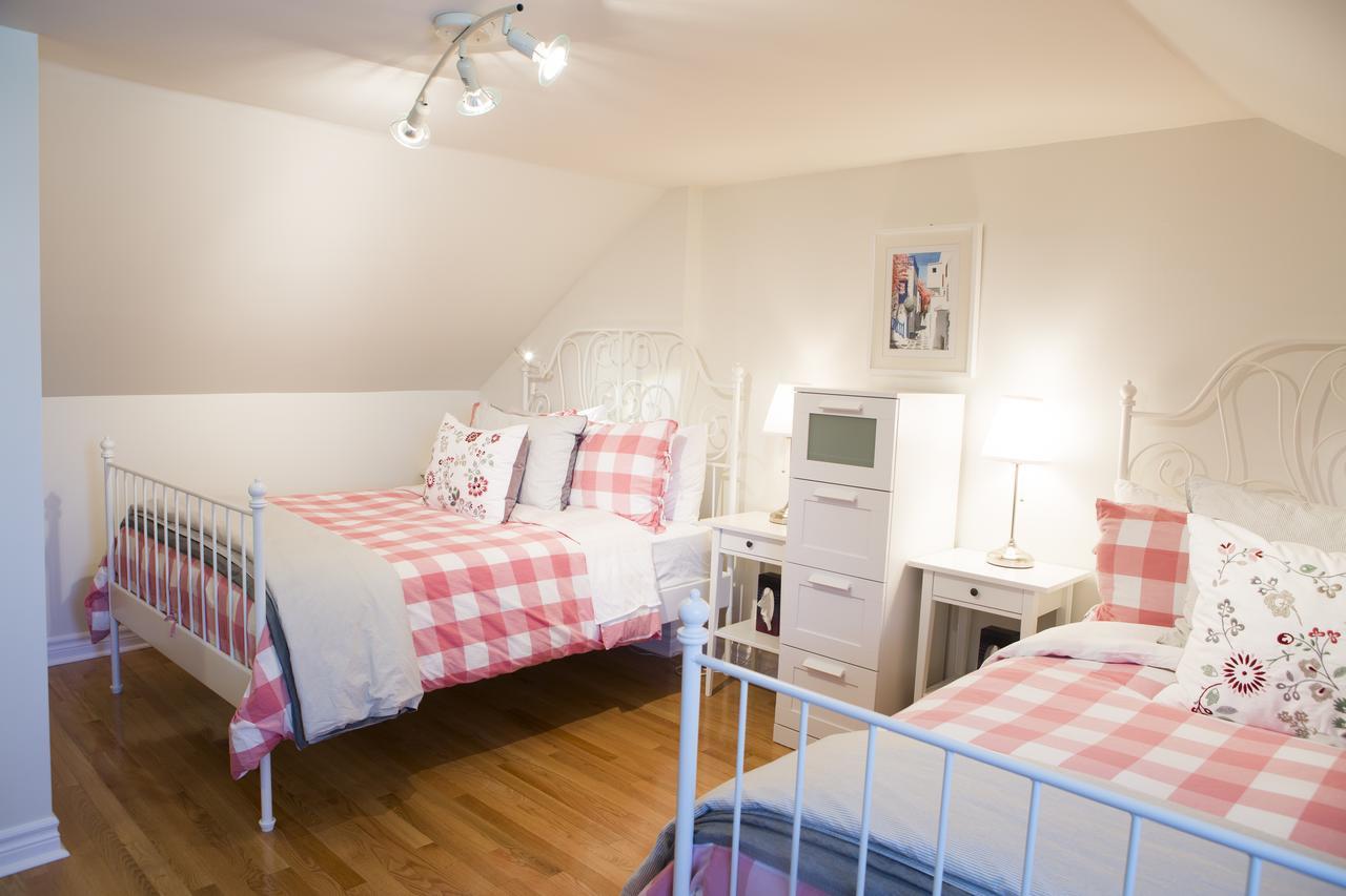 Chelsea Auberge Tom B&B מראה חיצוני תמונה